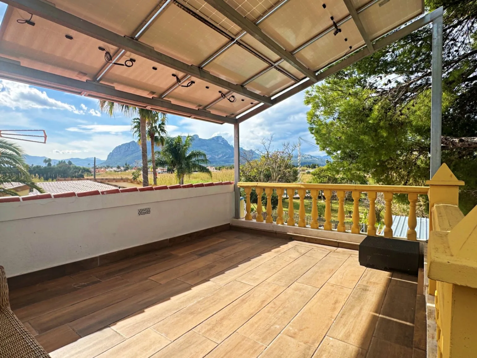 Chalet en venta en Denia, Las Marinas: 3 dormitorios y piscina