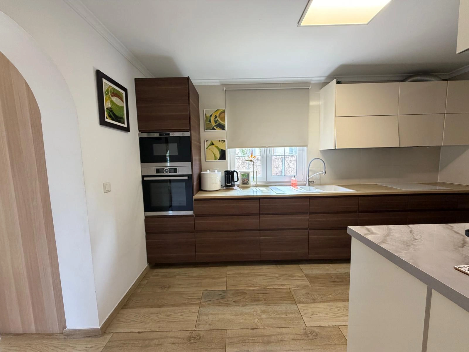 Chalet en venta en Playa Marinas, Denia: 4 habitaciones y piscina privada.