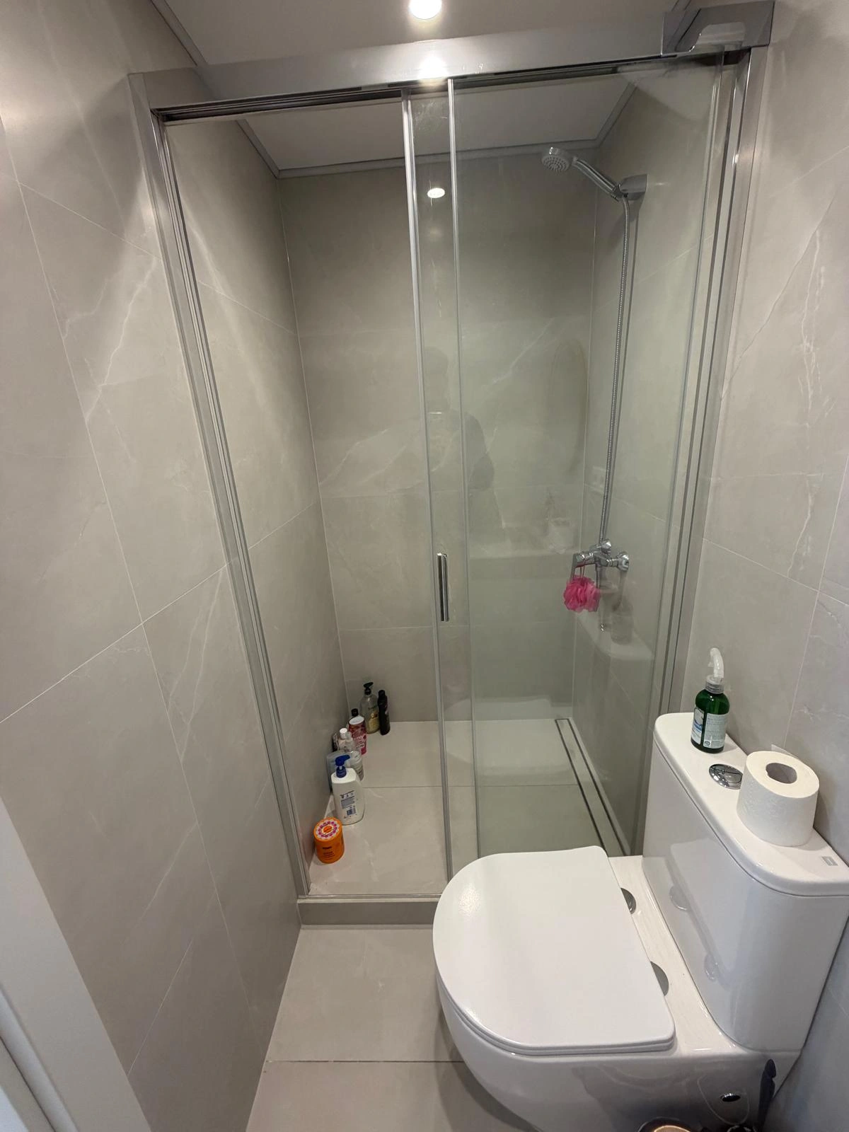 Chalet en venta en Playa Marinas, Denia: 4 habitaciones y piscina privada.
