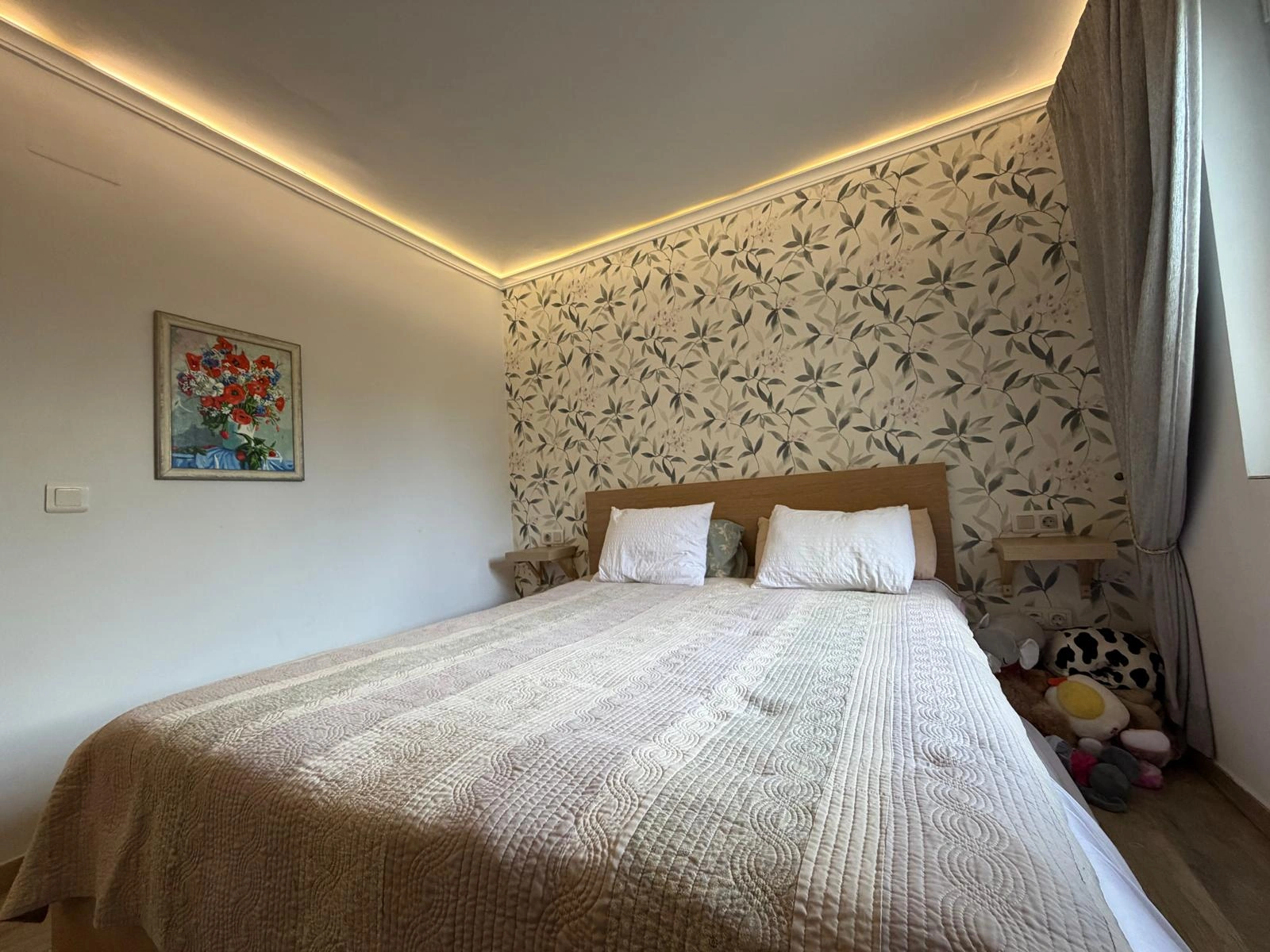 Chalet en venta en Playa Marinas, Denia: 4 habitaciones y piscina privada.