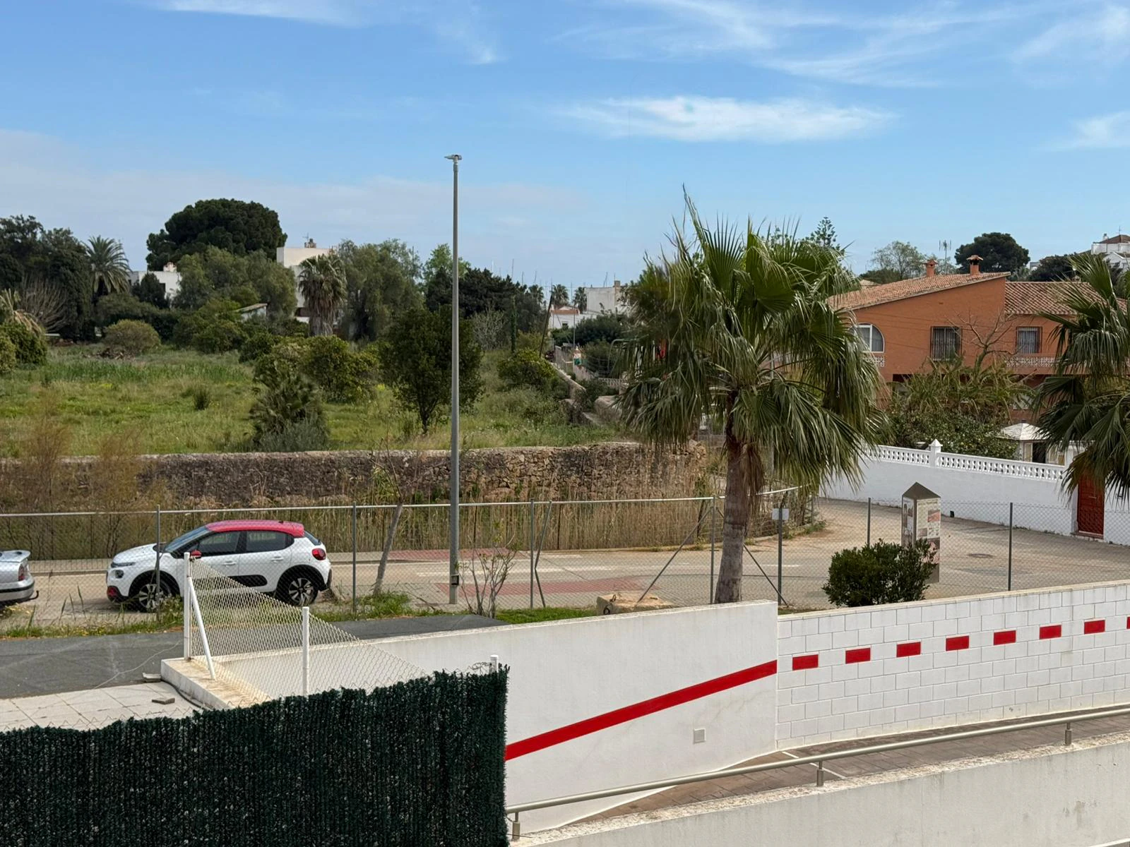 Apartamento en la zona de club nautico en urbanizacion moderna