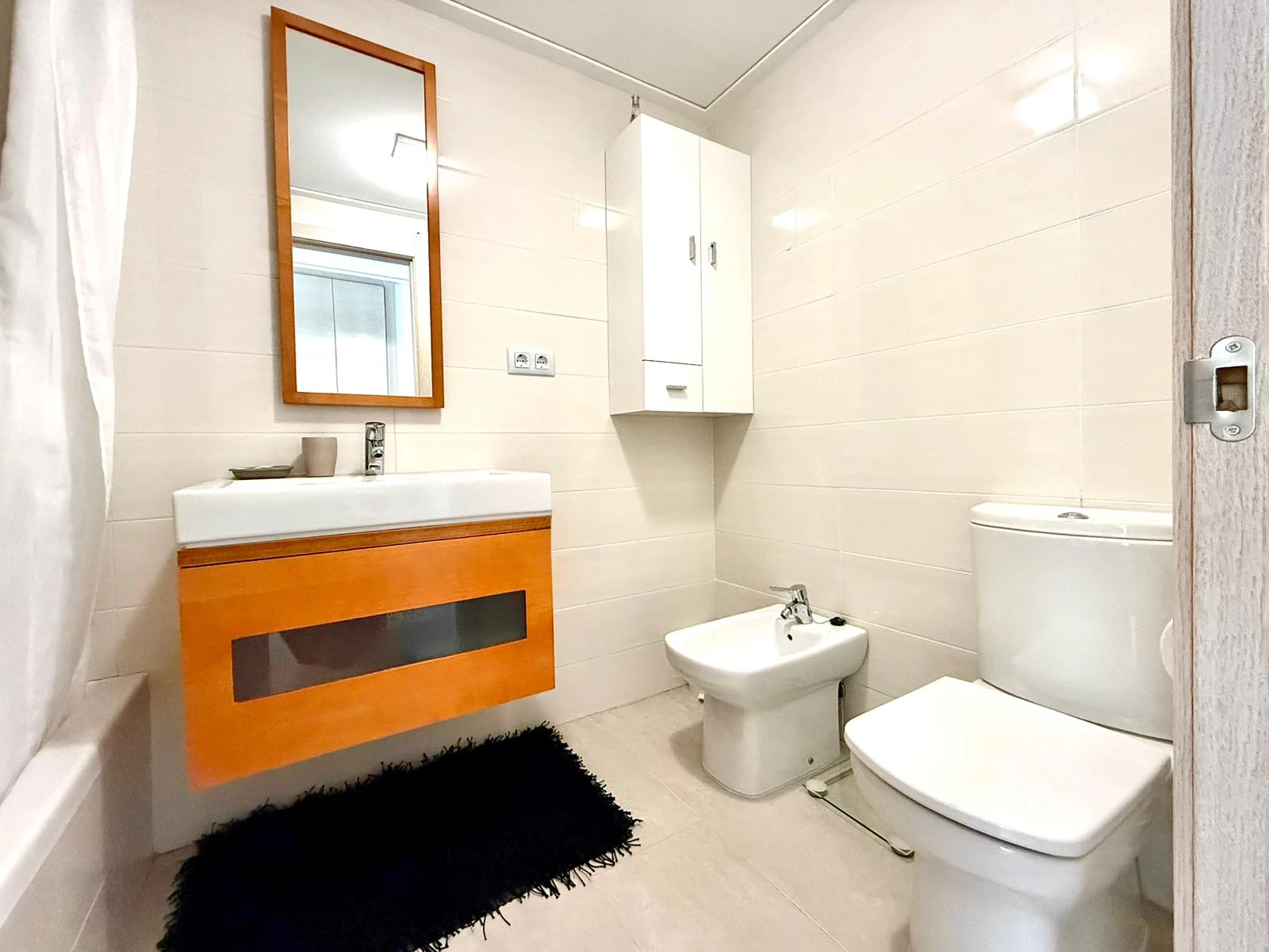 Apartamento en la zona de club nautico en urbanizacion moderna