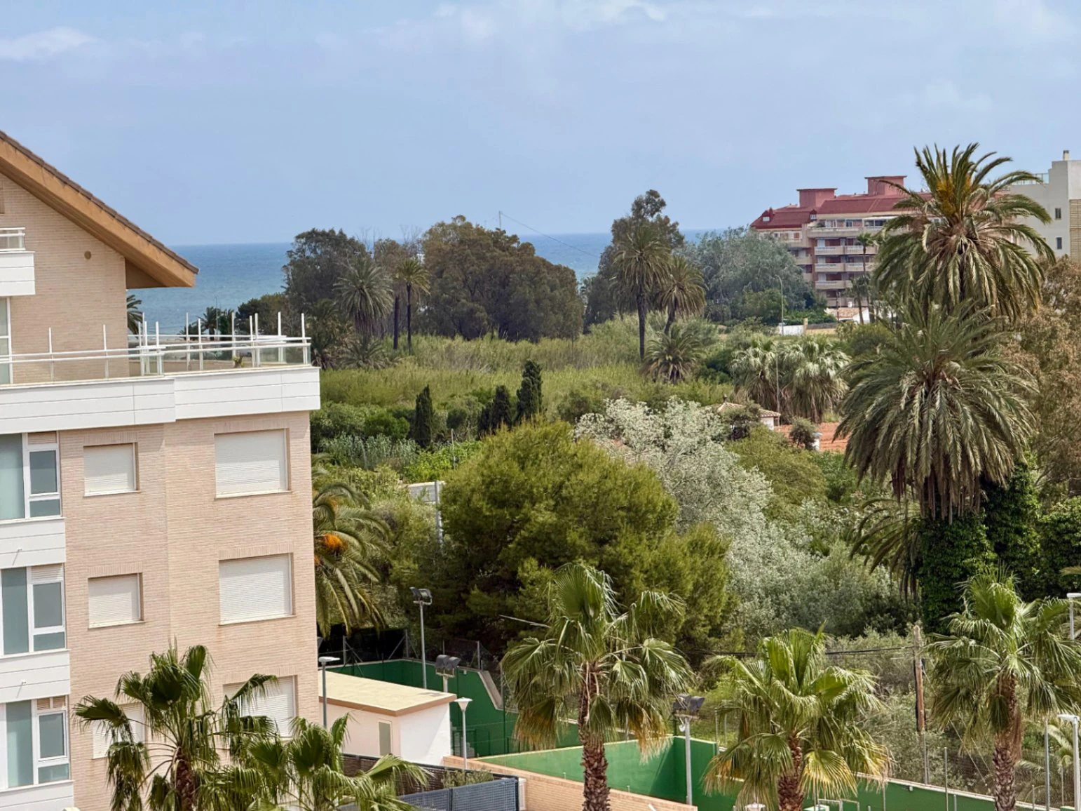 Ático exclusivo en Dénia, junto a la playa y a un paso del centro