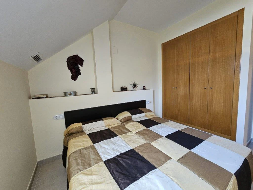 Atico duplex en primera linea de playa en Denia