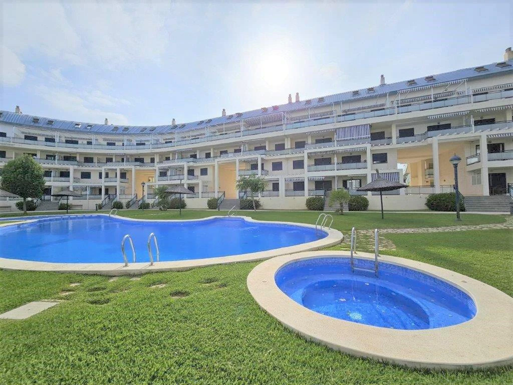 Atico duplex en primera linea de playa en Denia - 3