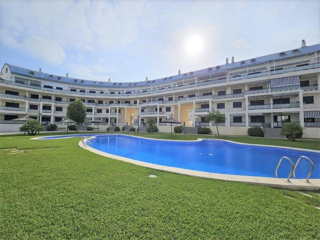 Atico duplex en primera linea de playa en Denia