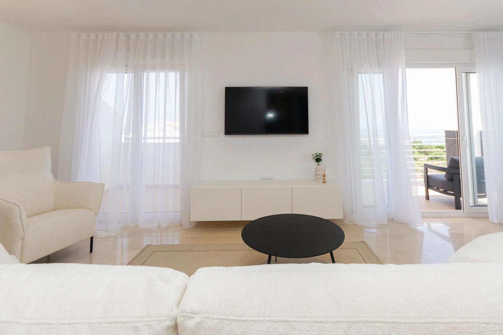 Nieuwbouwappartementen met zeezicht in Bellavista Namo I