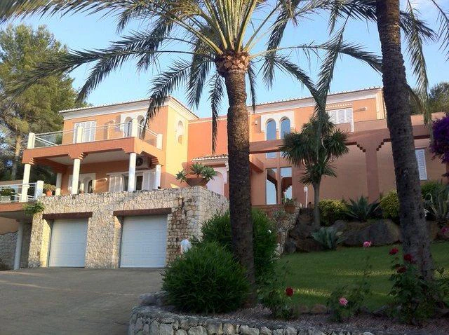 Venta. Chalet/Villa en Pedreguer