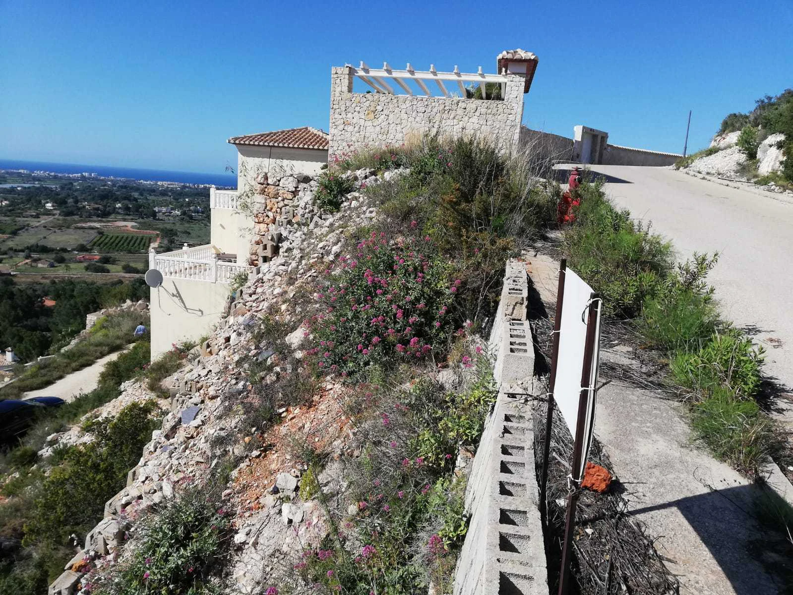 Parcela en Denia en venta