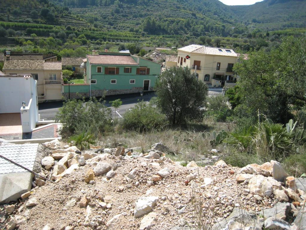 PARCELA URBANA LLOSA DE CAMACHO