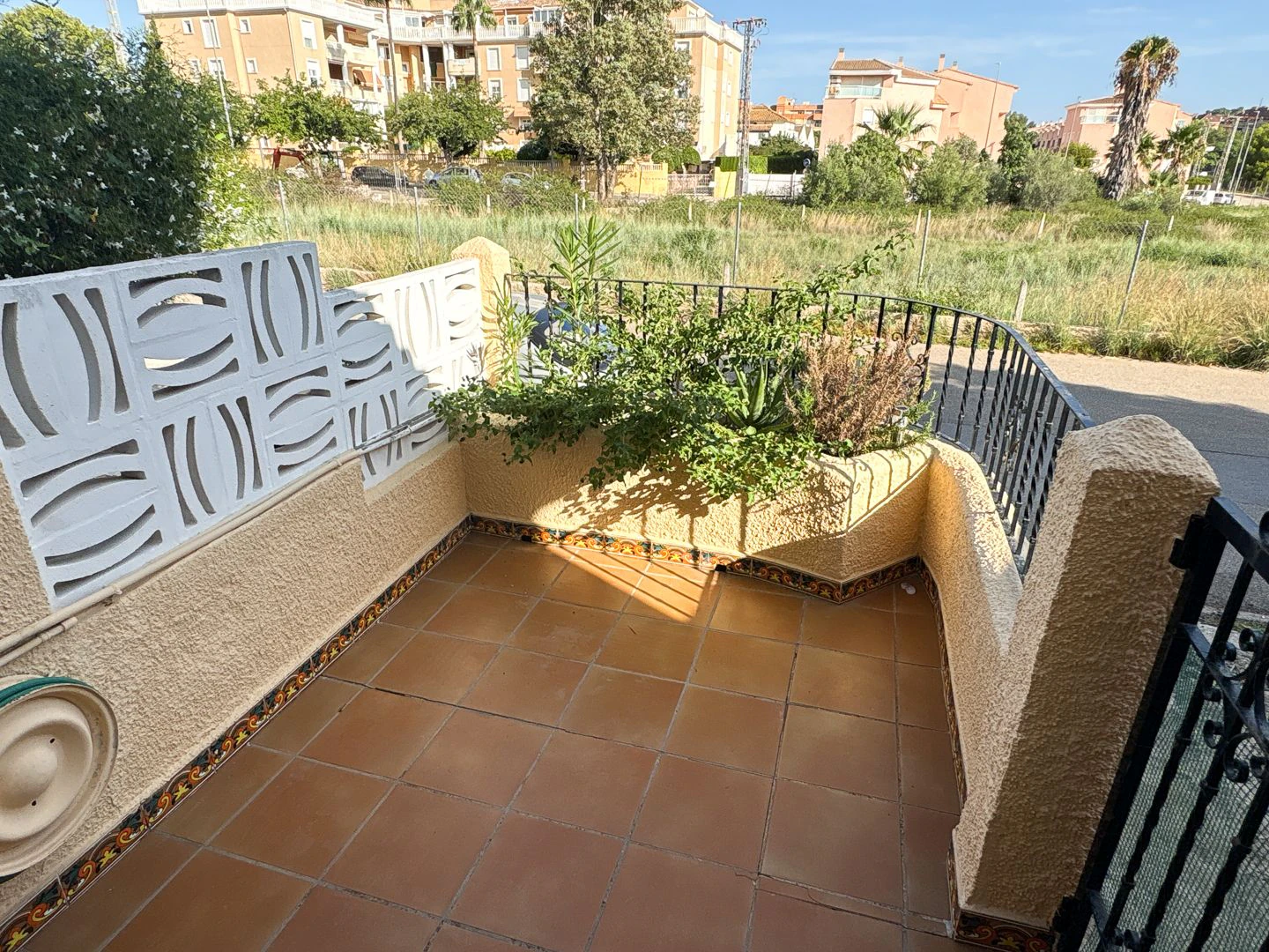 Adosado dúplex a un paso de la ciudad de Dénia.
