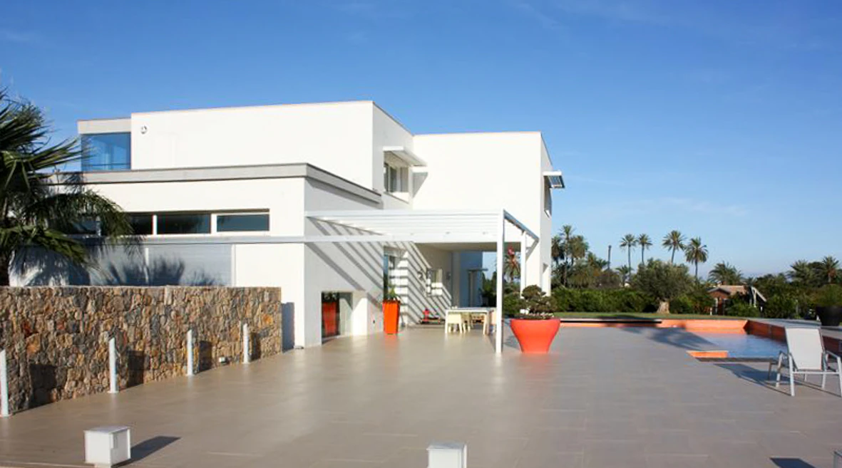 Gran villa moderna en la zona del Tossalet.