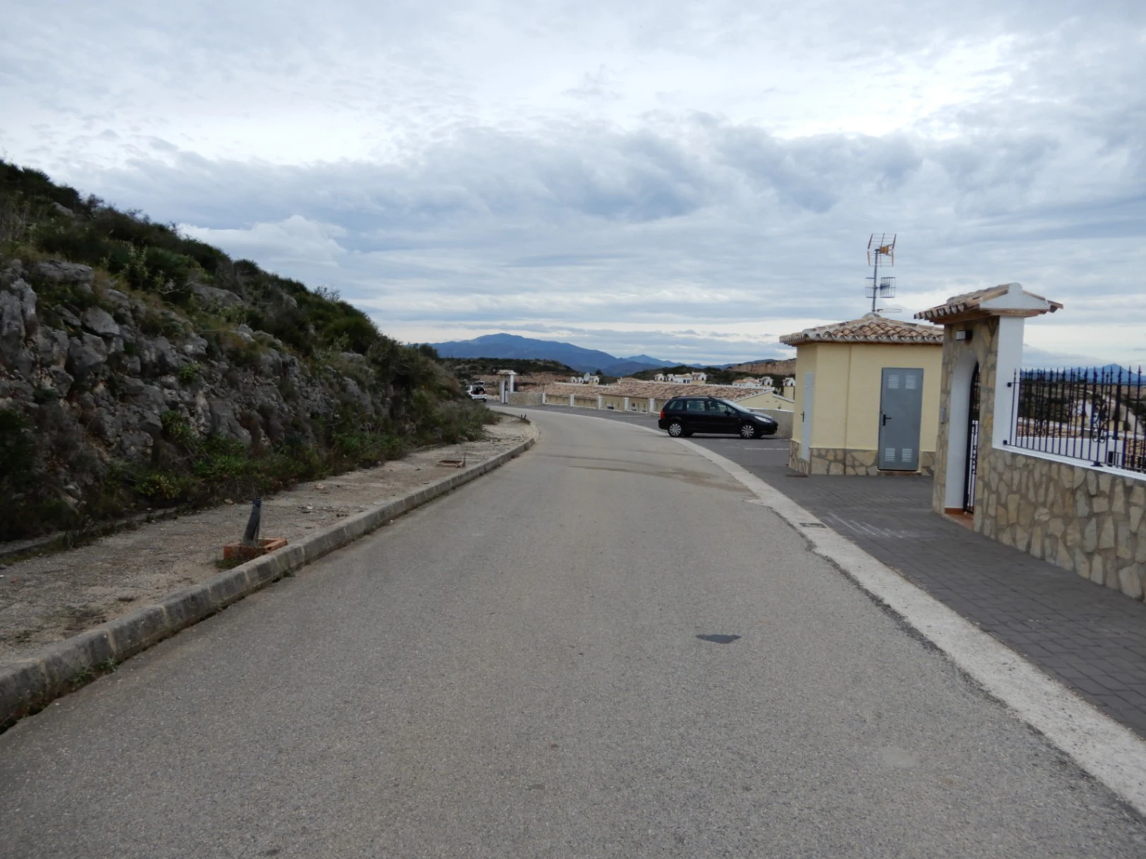 Parcela en venta zona Monte Pego (Resid. La Almunia)