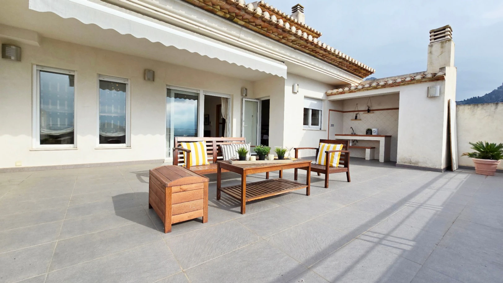 Casa con garaje en venta en Ráfol de Almunia