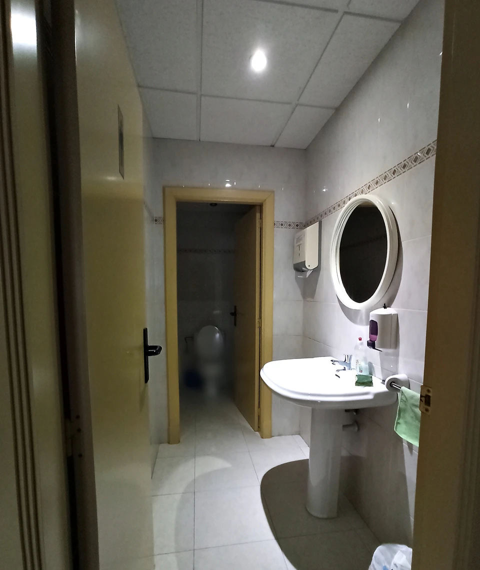 Gran Local Comercial destinado a Oficinas