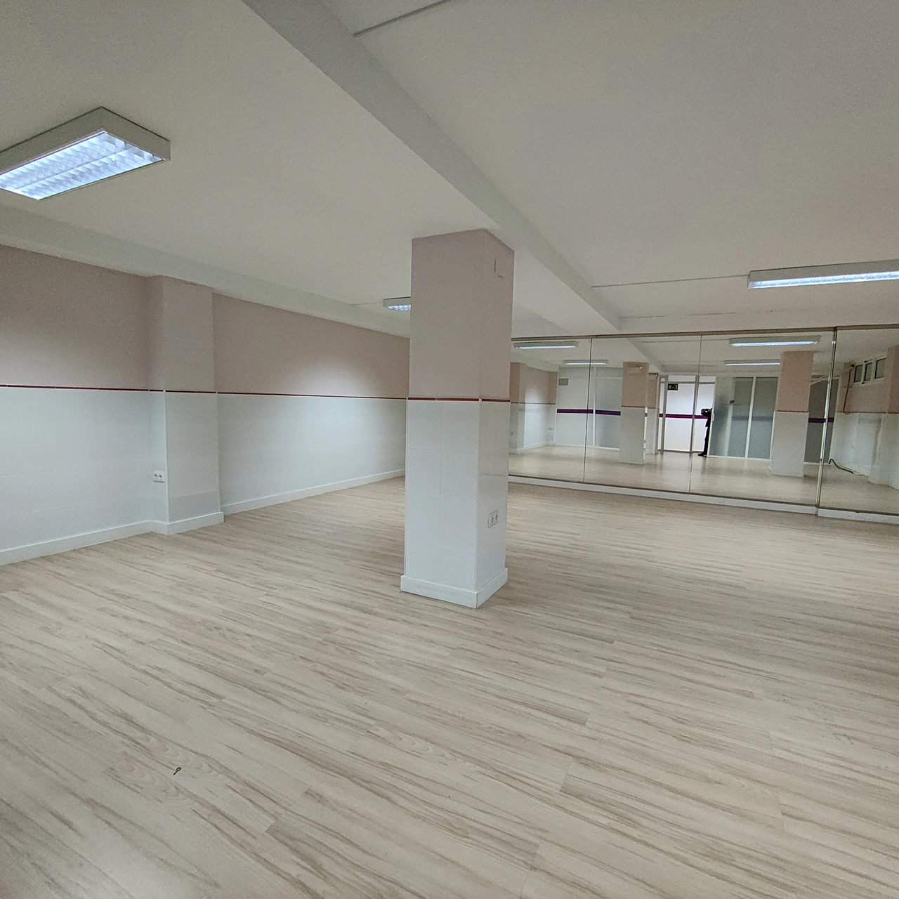 Gran local comercial en Denia