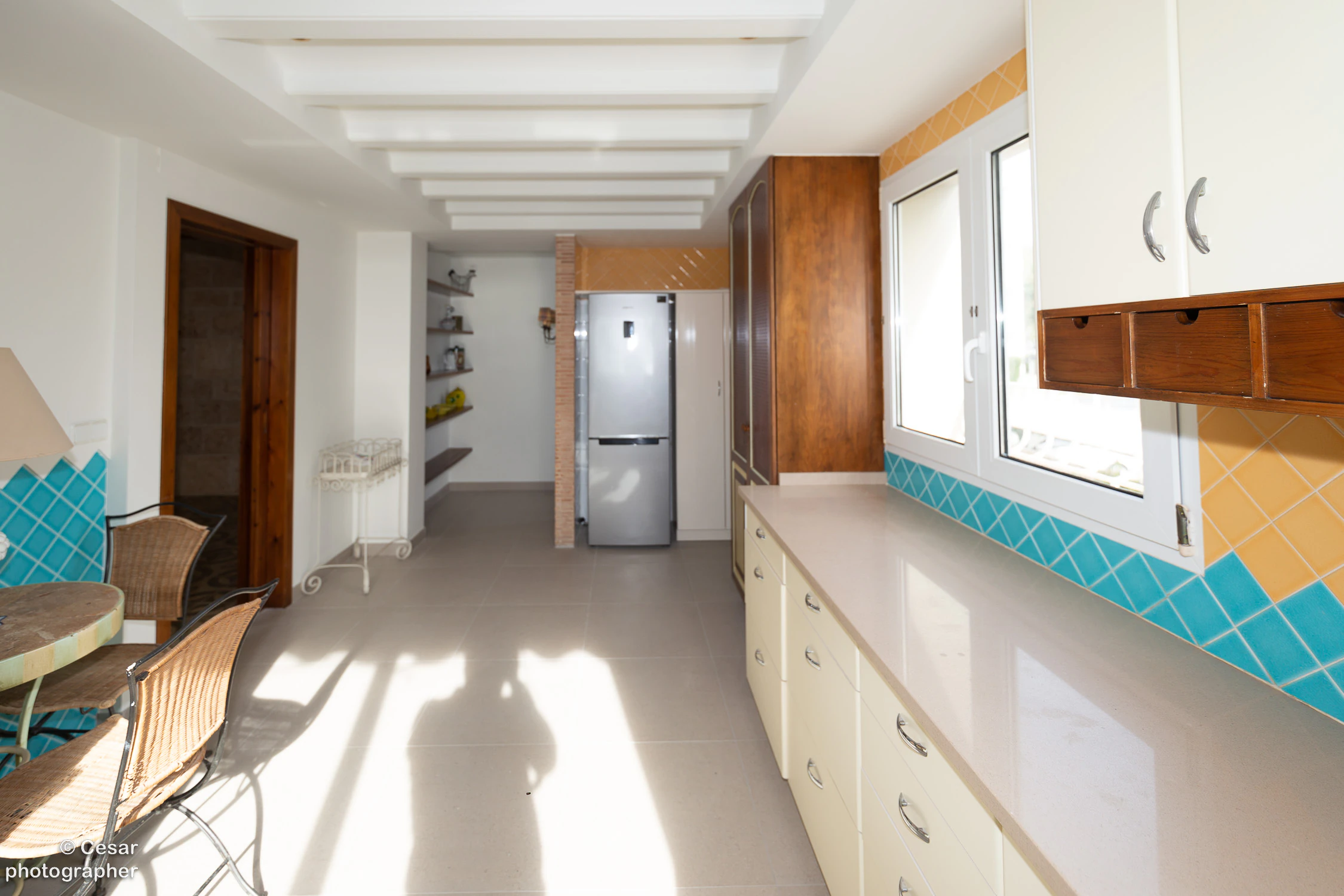 Chalet en venta en Primera Línea Marinas, Denia: 6 habitaciones, piscina privada.