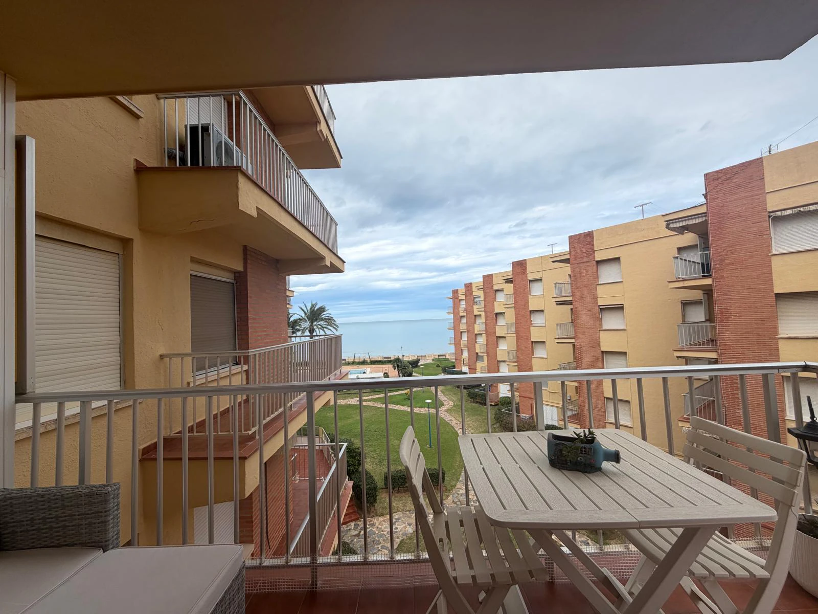 Apartamento en venta de 2 dormitorios con vistas al mar