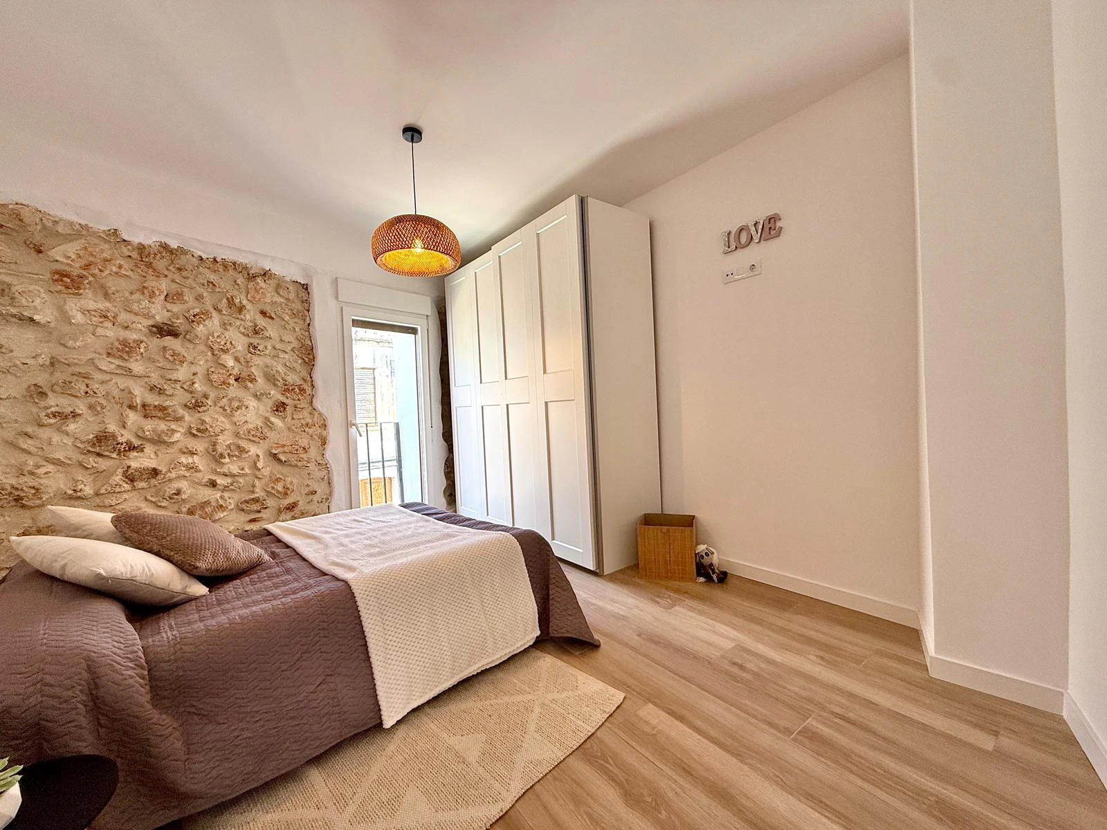 Gran casa de pueblo de tres dormitorios en Pedreguer