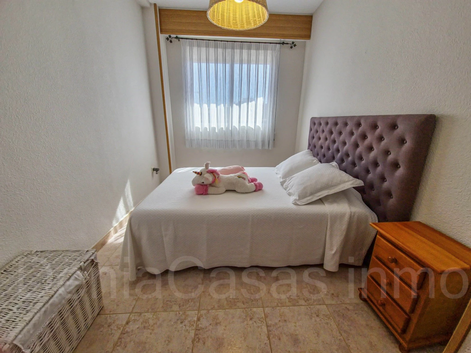 Apartamento de tres dormitorios pegado a la playa y al centro de Denia