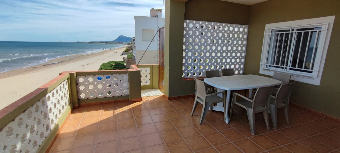 Apartamento en Primera Linea