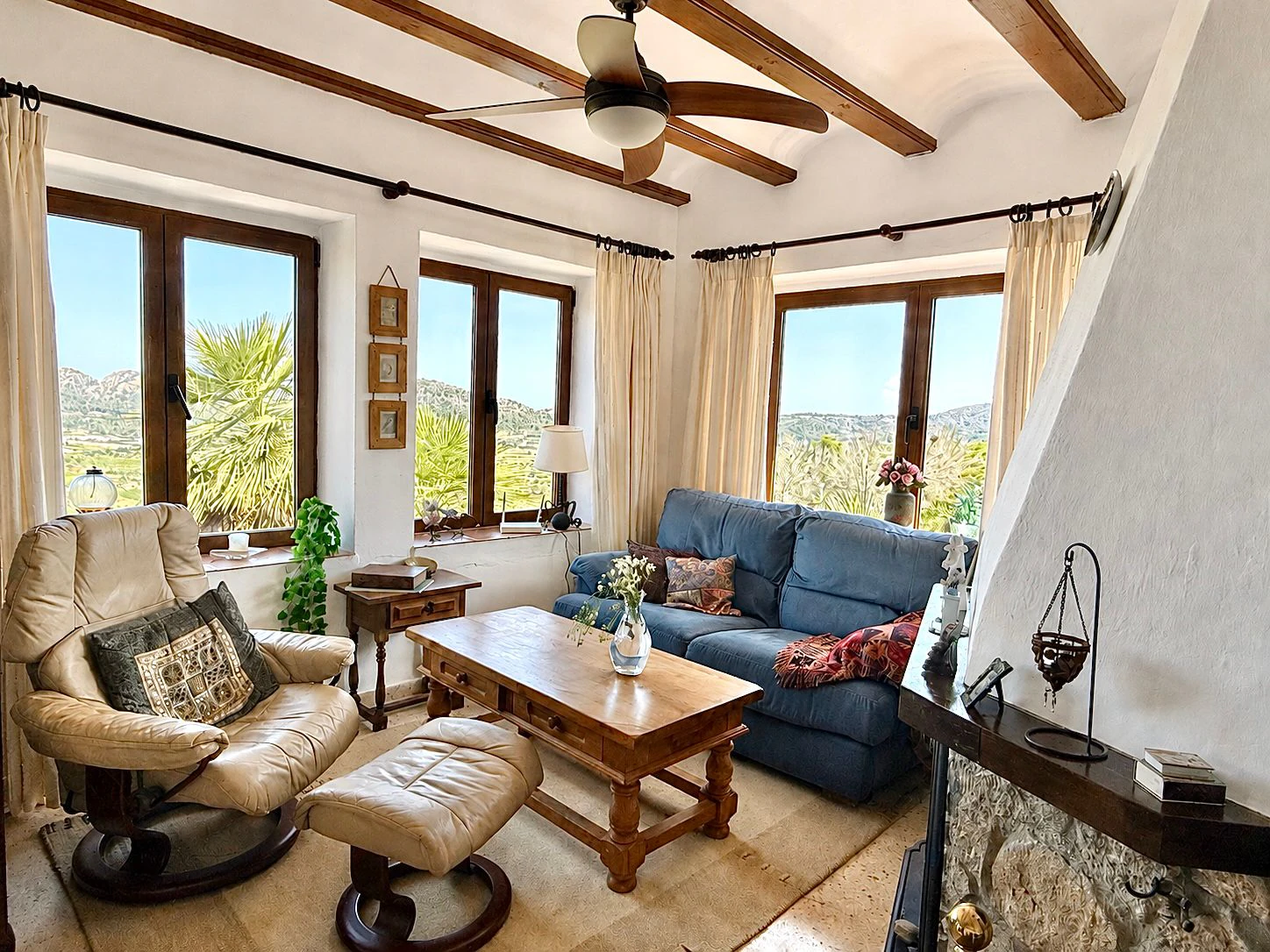 Chalet en Monte Pedreguer de dos dormitorios con apartamento independiente