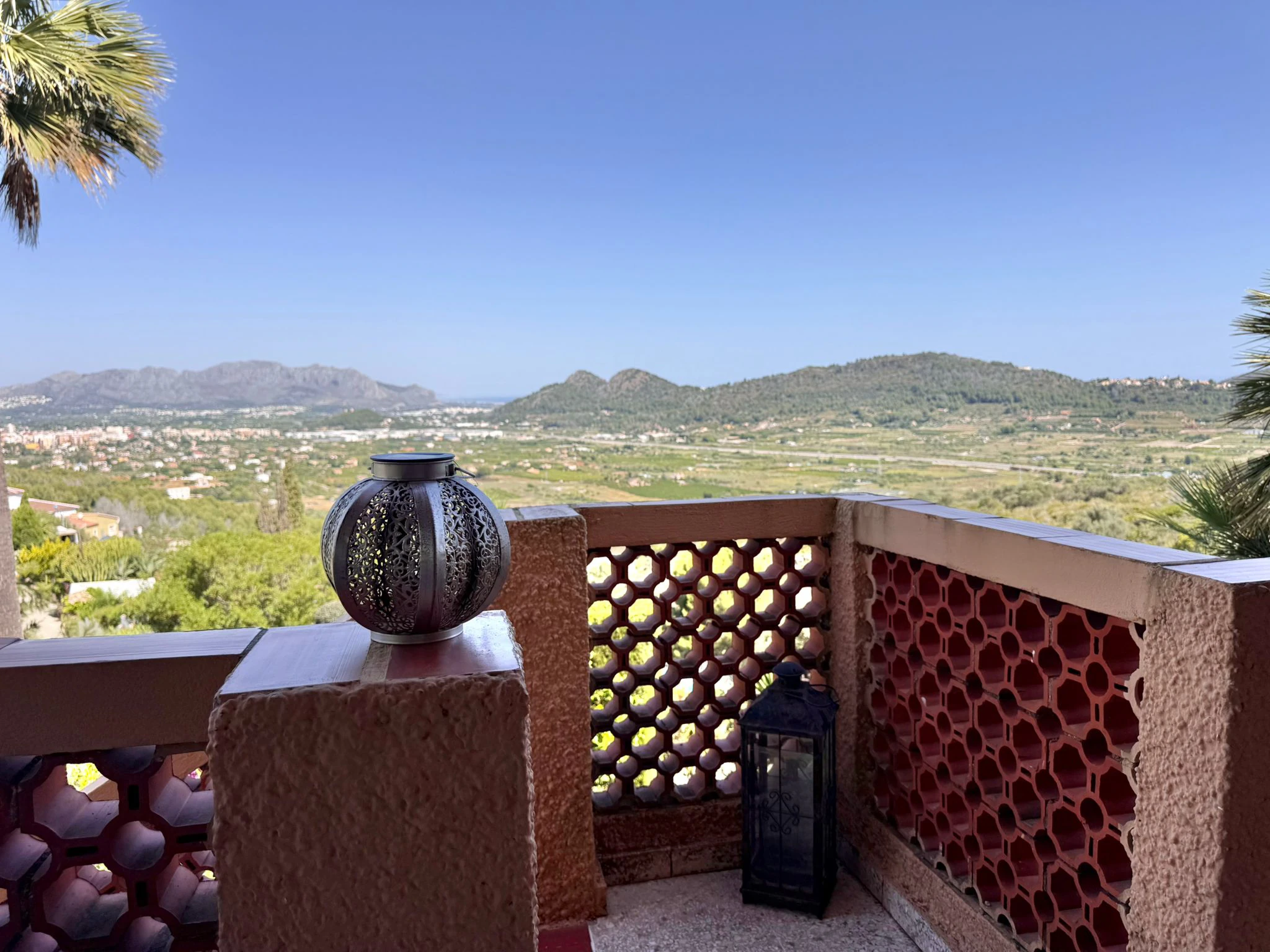 Chalet en Monte Pedreguer de dos dormitorios con apartamento independiente