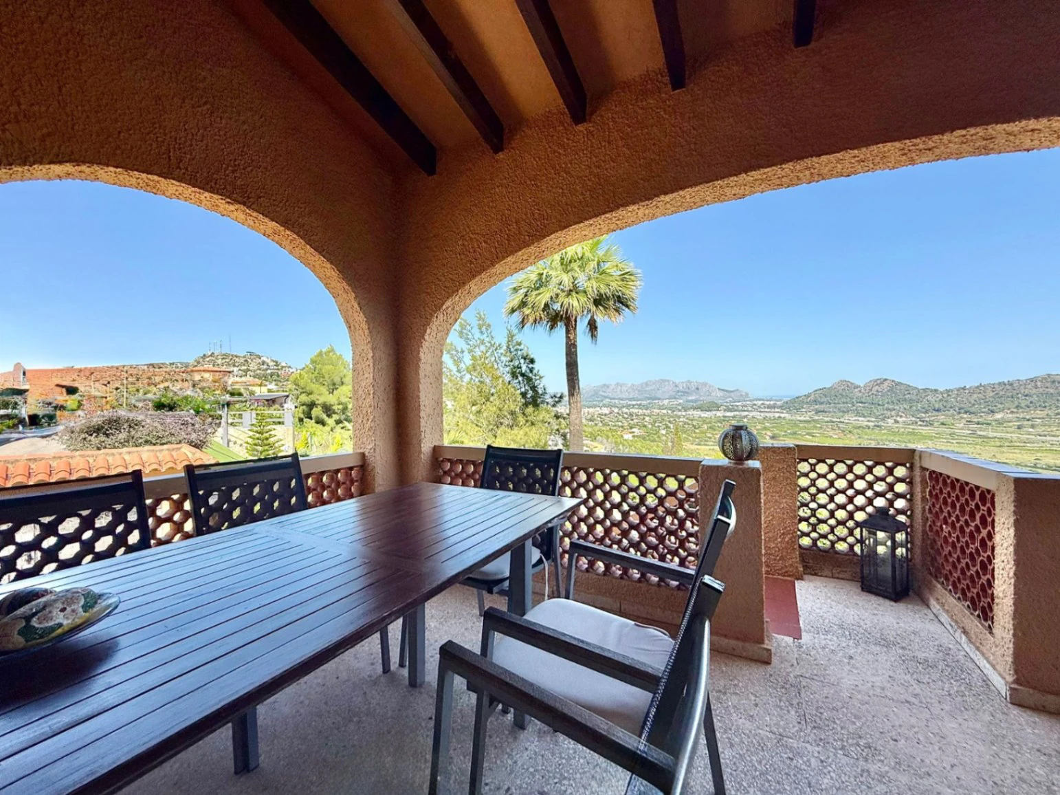 Chalet en Monte Pedreguer de dos dormitorios con apartamento independiente