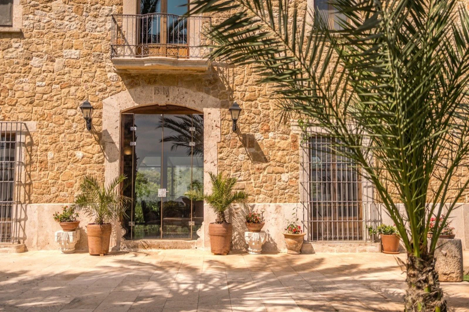 Propriété avec parcelle de 20 000 m à Denia