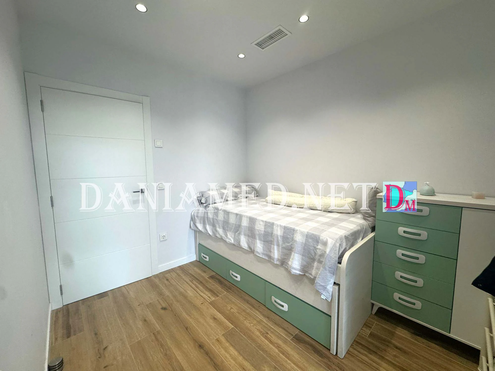 BajoNesa - Apartamento en Denia -  Deveses Playa