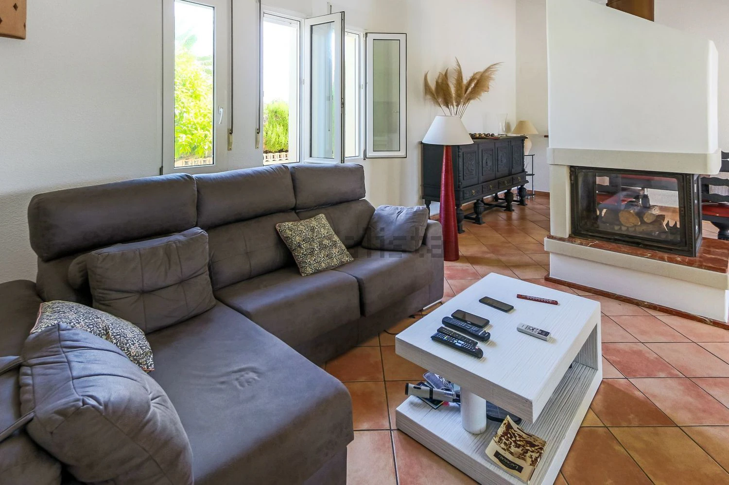 Azurillo - Chalet moderno a tan solo 200 metros de la playa Almadrava