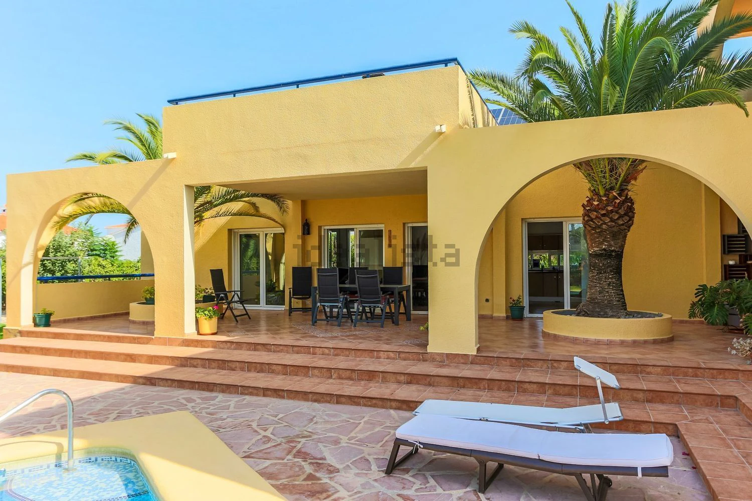 Azurillo - Chalet moderno a tan solo 200 metros de la playa Almadrava