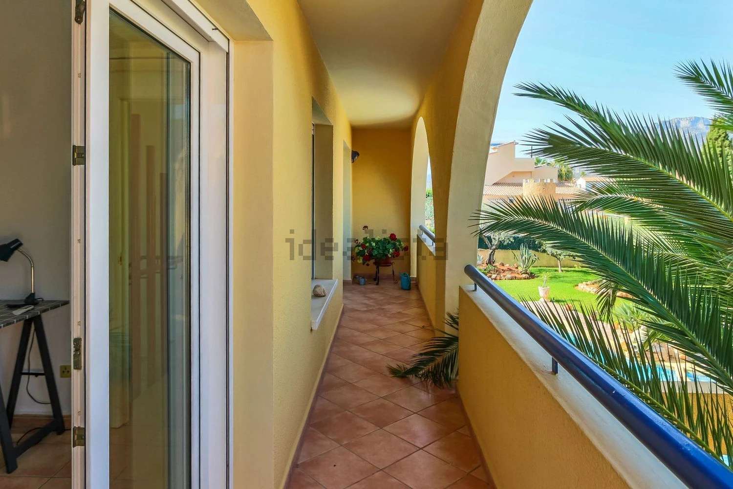 Azurillo - Chalet moderno a tan solo 200 metros de la playa Almadrava