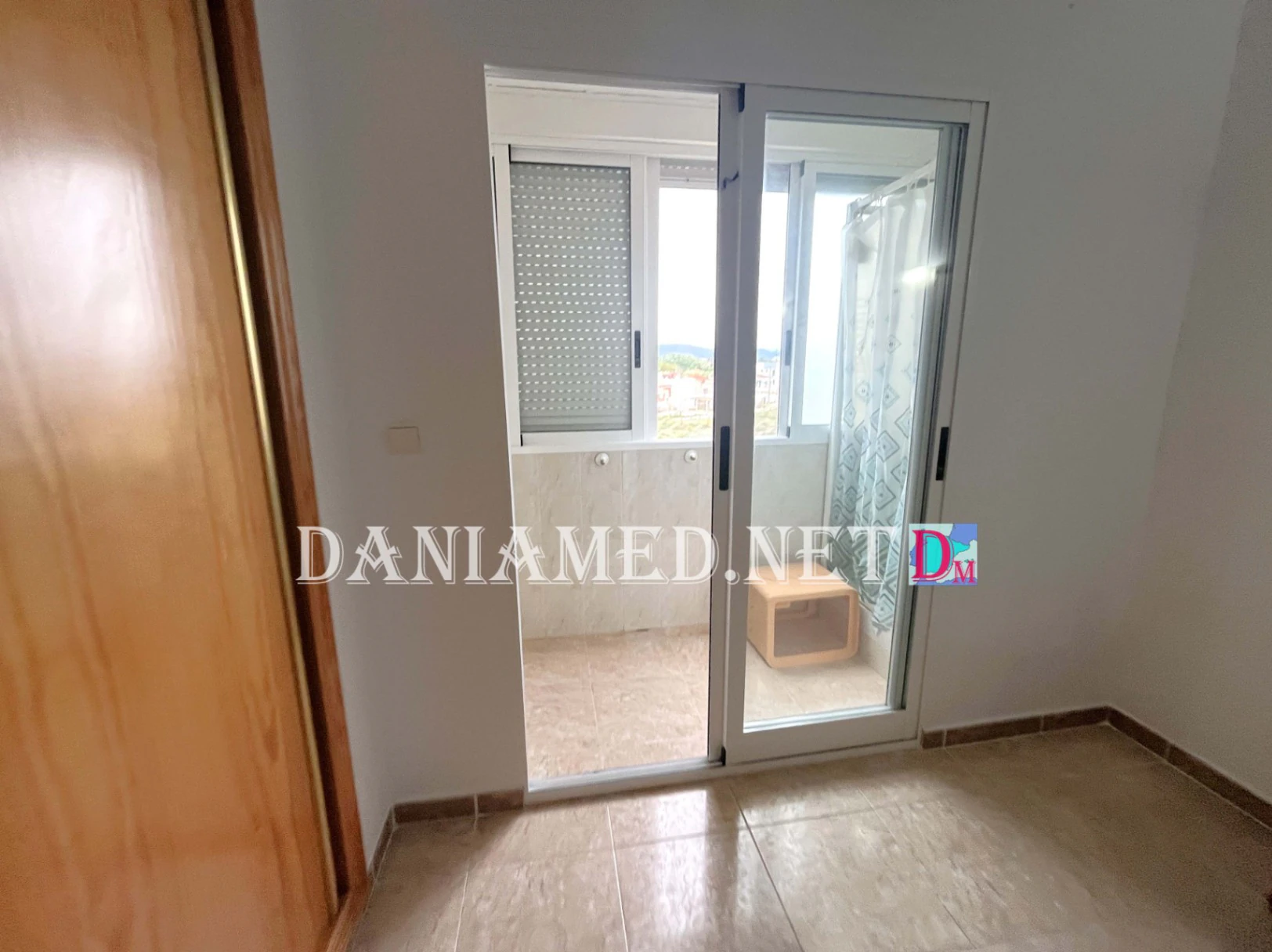 AnaRacons - Apartamento con vistas al mar en Playa de Les Deveses, Dénia