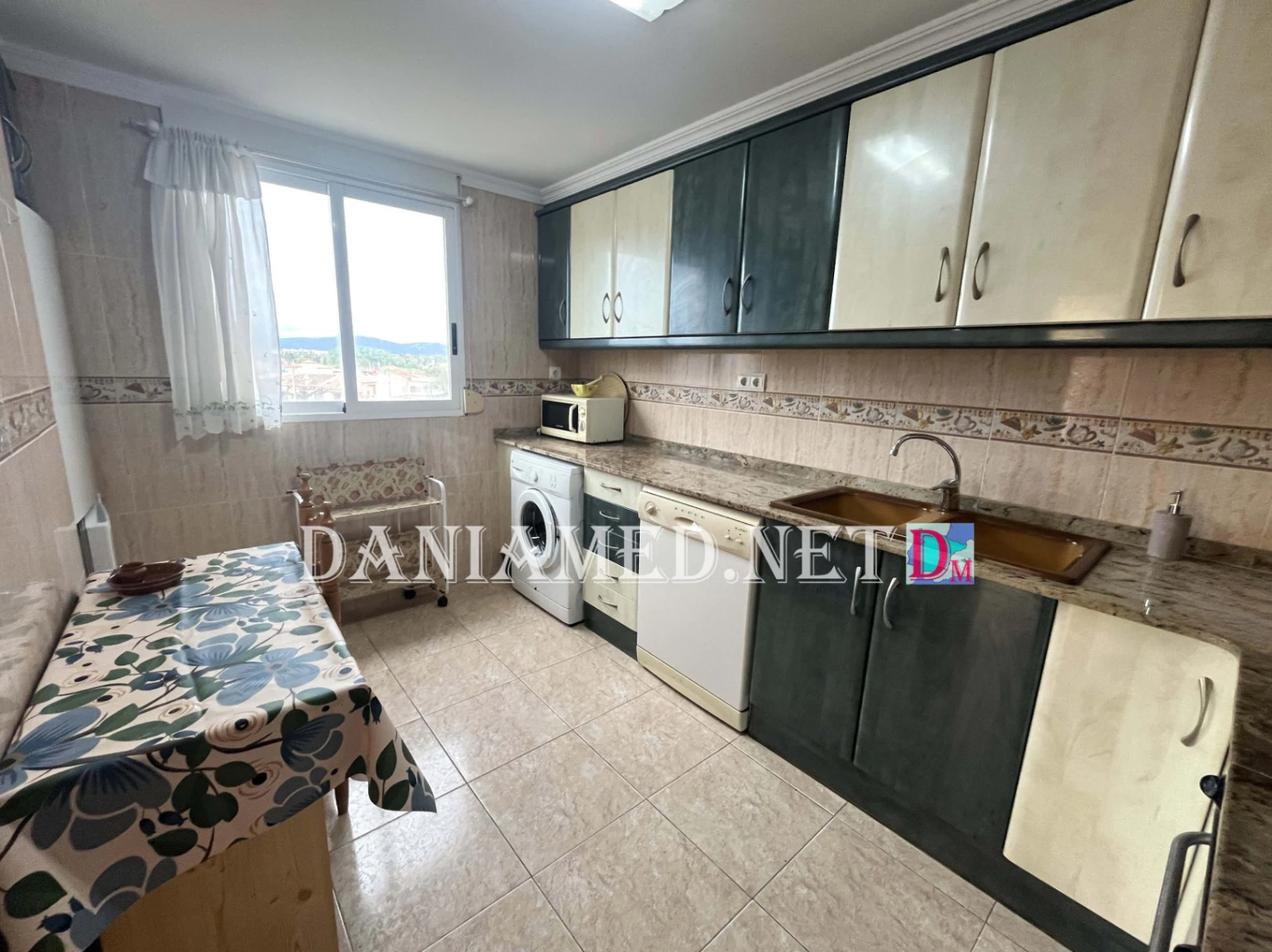 AnaRacons - Apartamento con vistas al mar en Playa de Les Deveses, Dénia