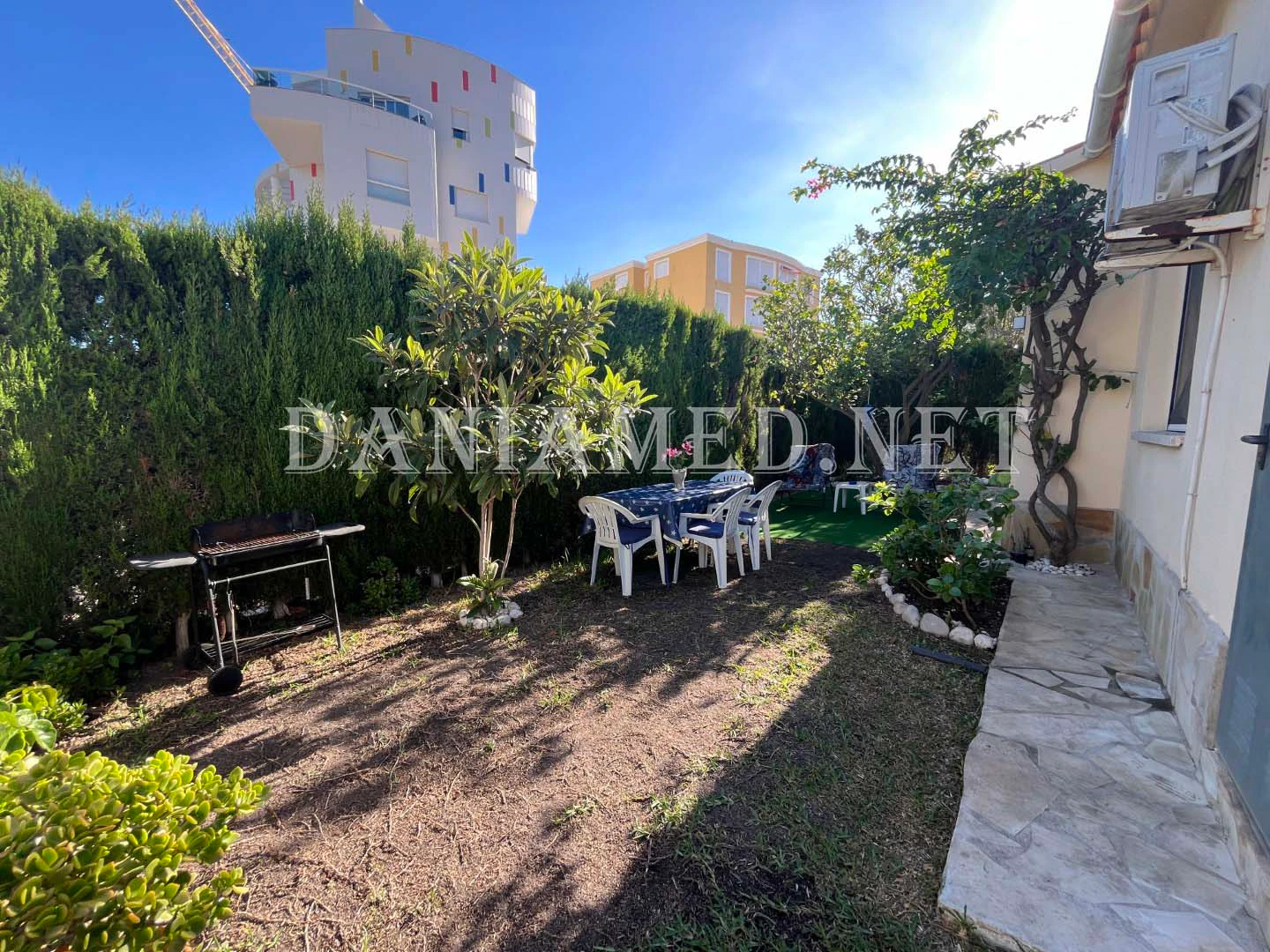 Villagolf - Chalet independiente en la zona de Oliva Nova
