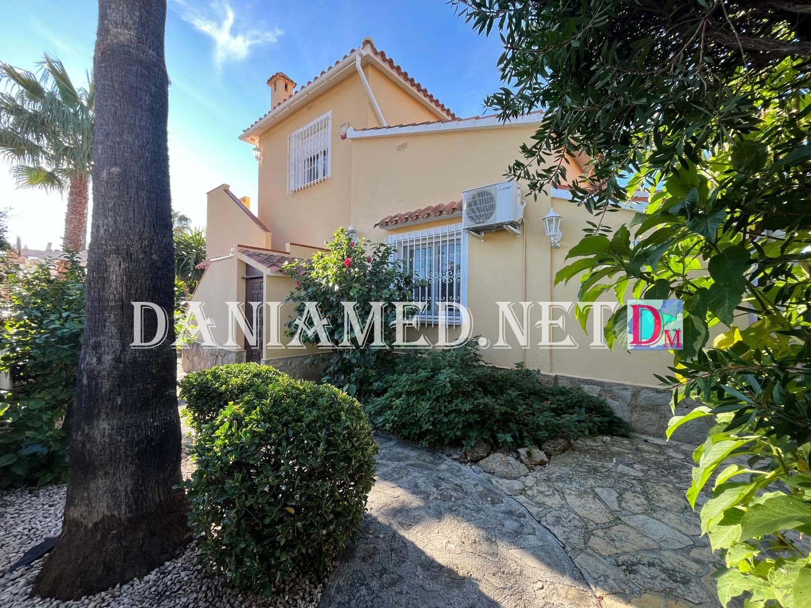 Gerona - Chalet en Dénia a solo 370 metros de la Playa Deveses