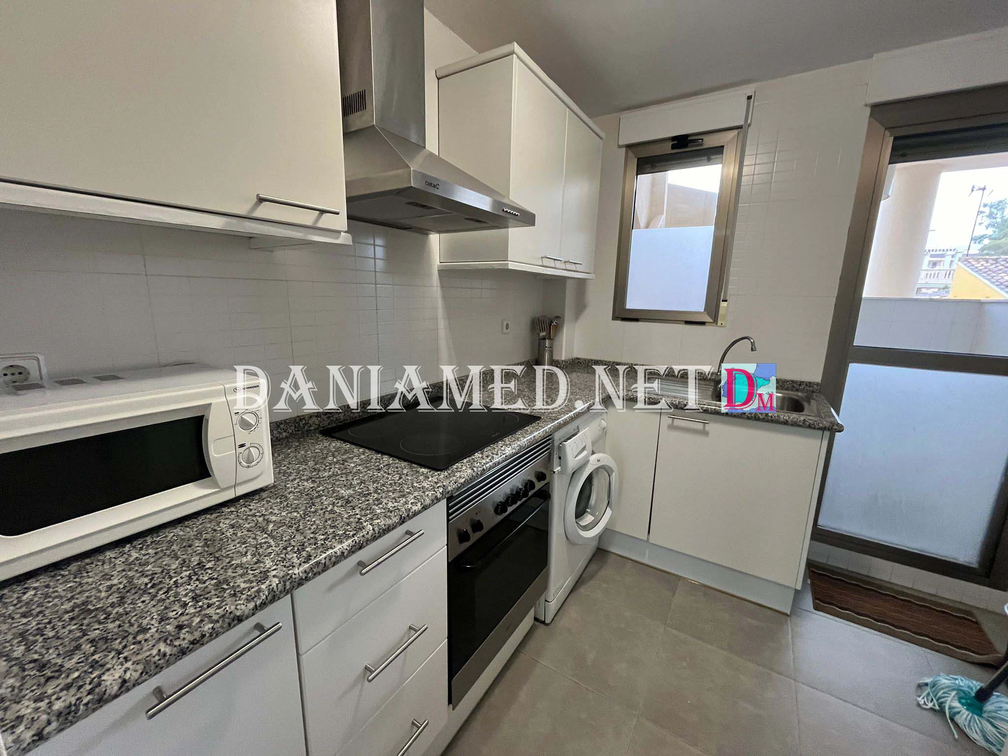 Precioso Apartamento en la Playa Deveses de Dénia — ¡A solo 70 metros del mar!