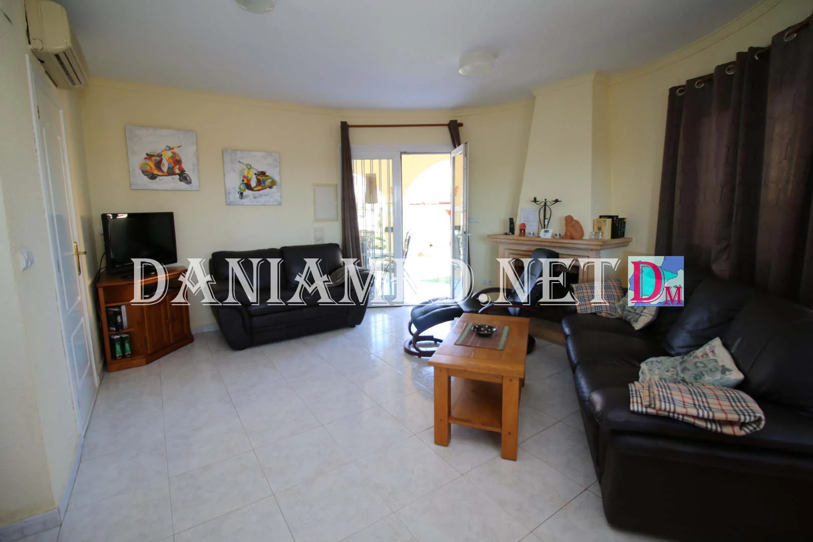 Trillizos - Villa en El Vergel con Piscina Privada !