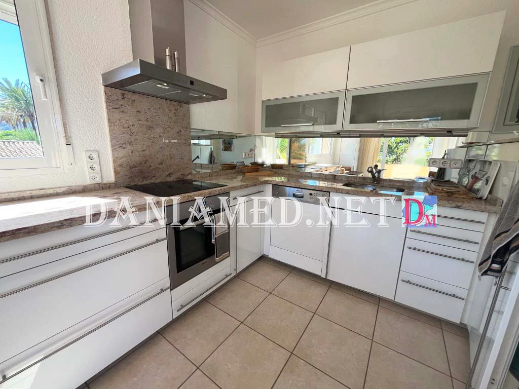 Villacalma - Chalet de Lujo en Denia - a 90m de la Playa y con vistas al Mar !