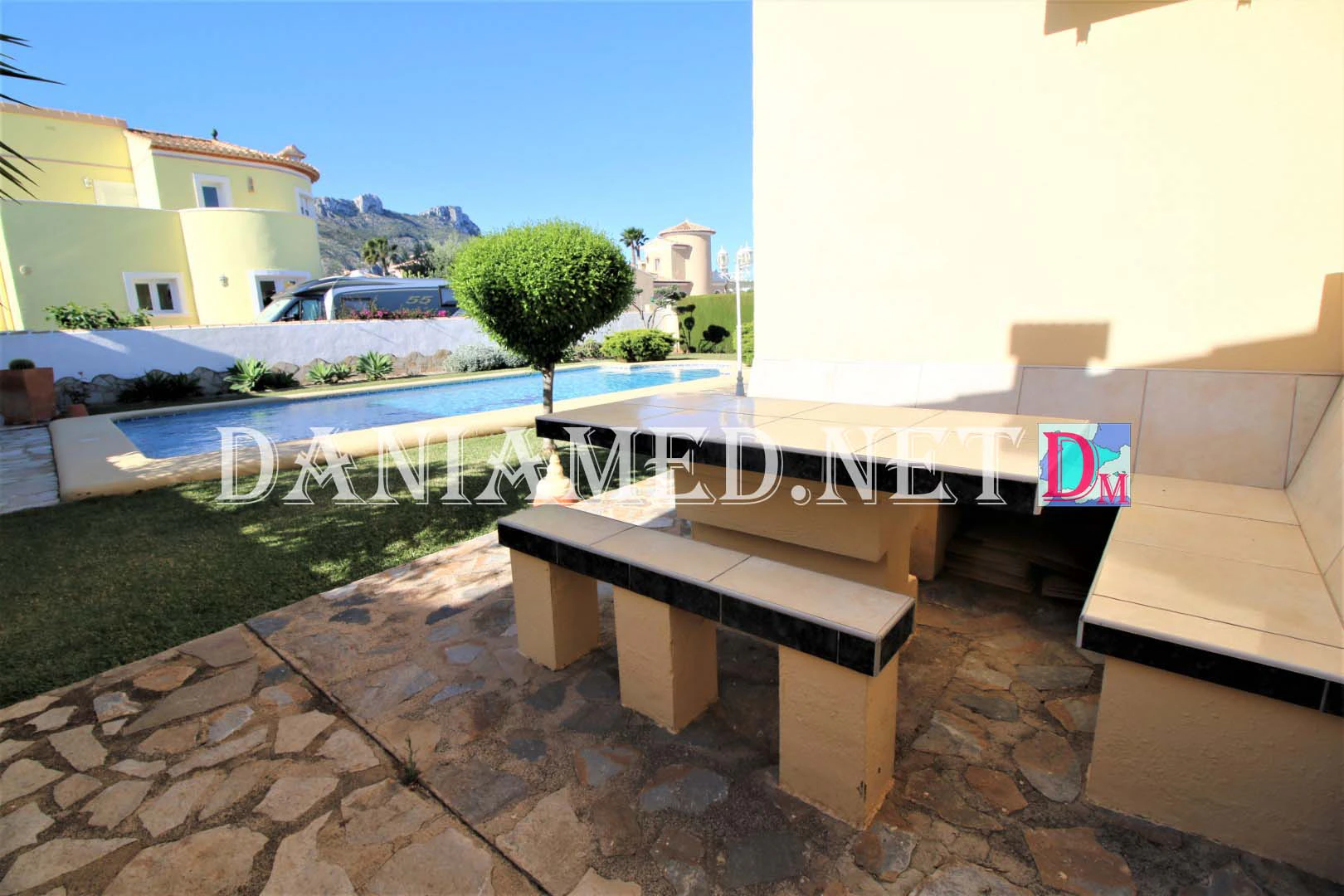 Trillizos - Villa en El Vergel con Piscina Privada !