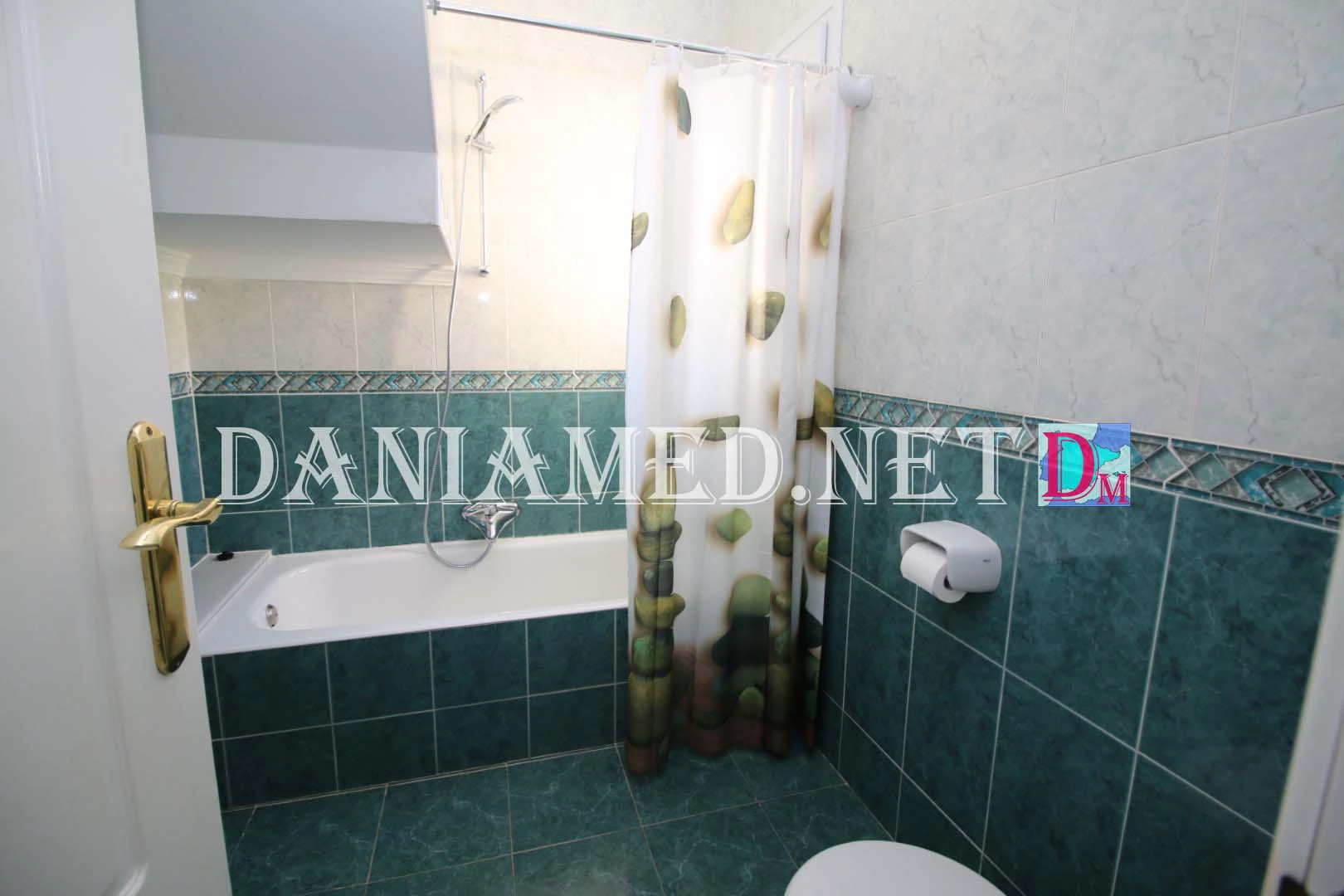 Trillizos - Villa en El Vergel con Piscina Privada !