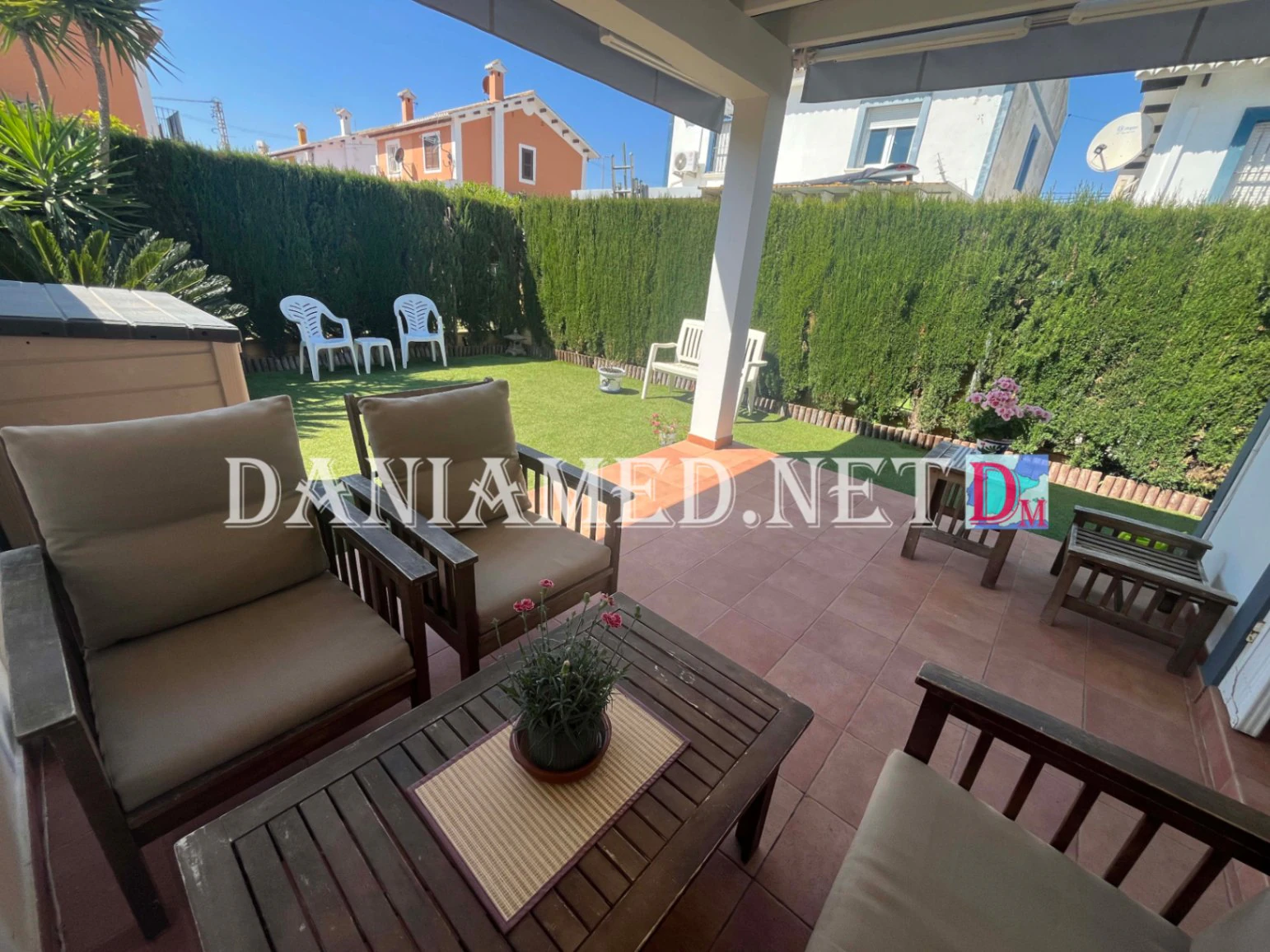 AdoBlue - Chalet Pareado en Oliva, Deveses