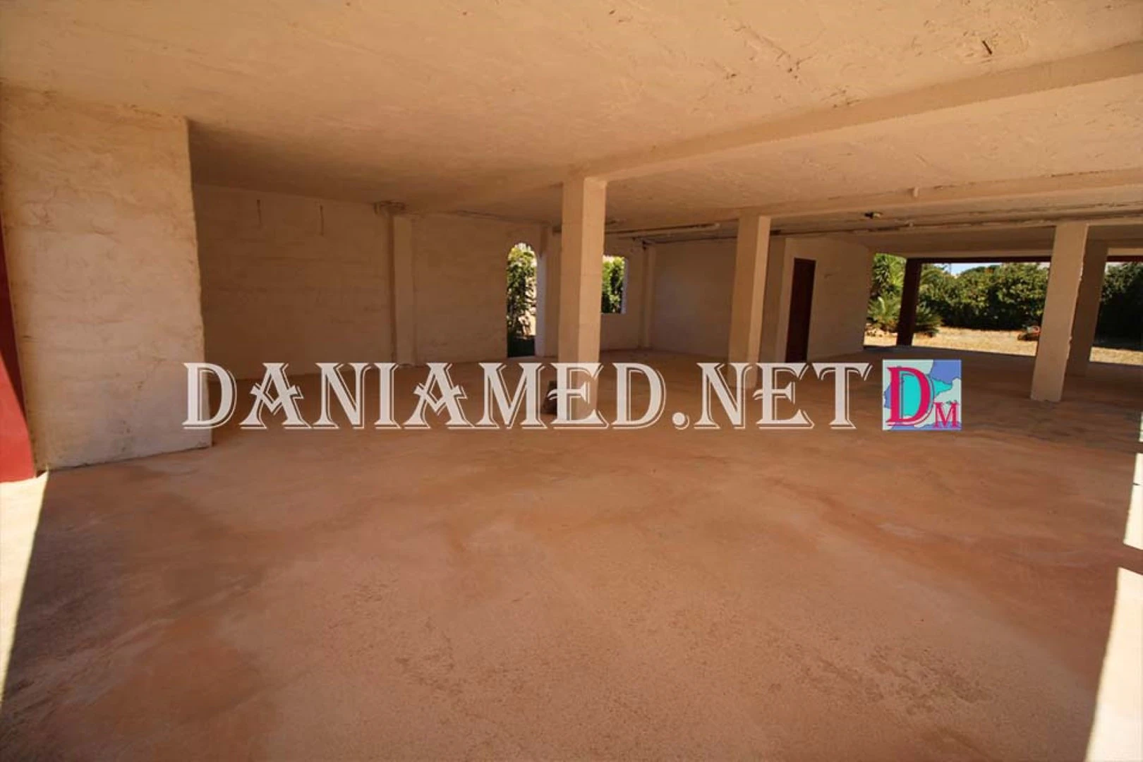 Villasal - ¡Chalet a solo 50 metros de la Playa Deveses!