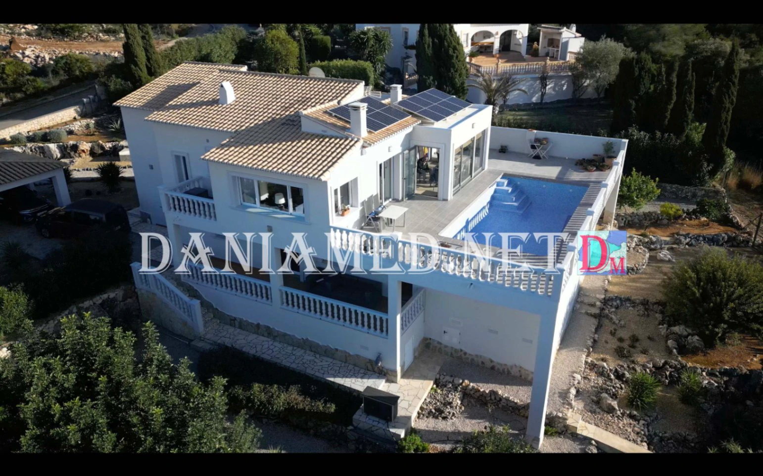 Alpa - Chalet with Sea Views and Solar Panels!