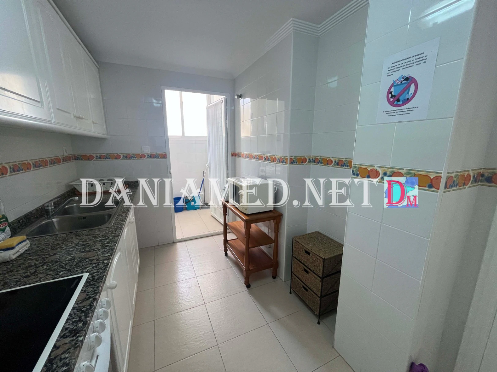 Faro1 - Ground floor in Dénia just 170 m from Les Bovetes Beach.