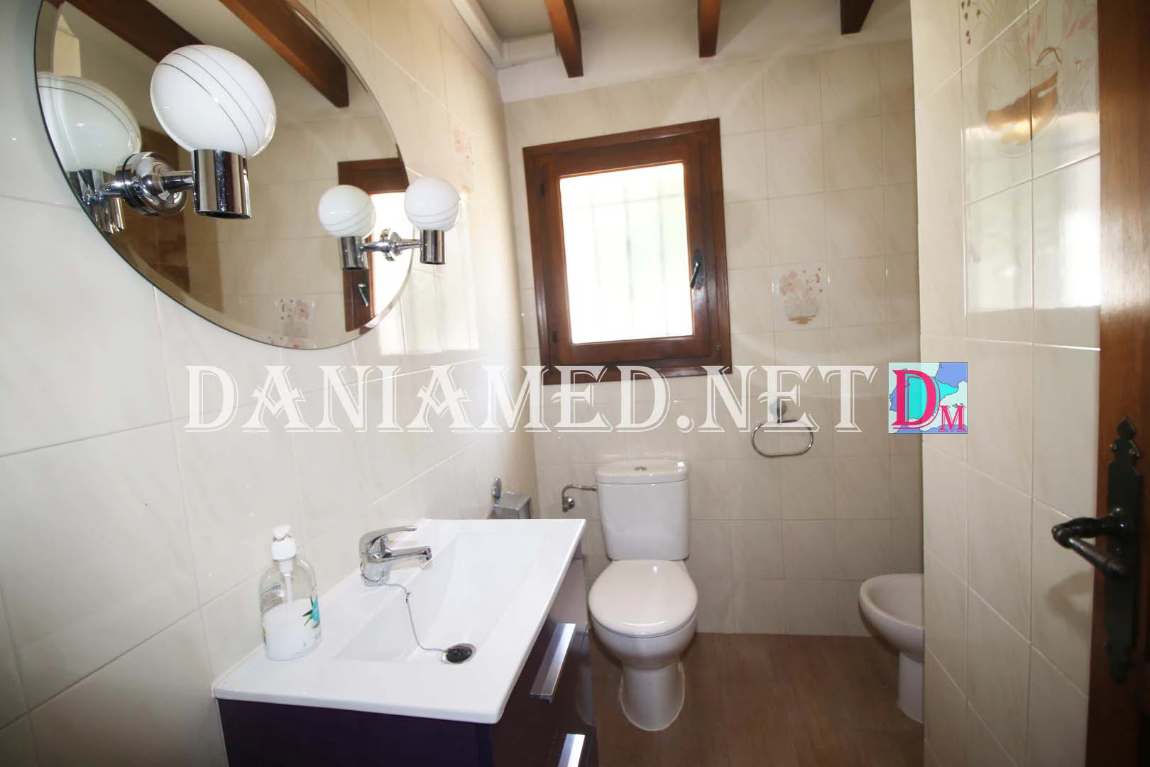 Montecarlos - Charming Villa with Panoramic Sea Views in Montepego