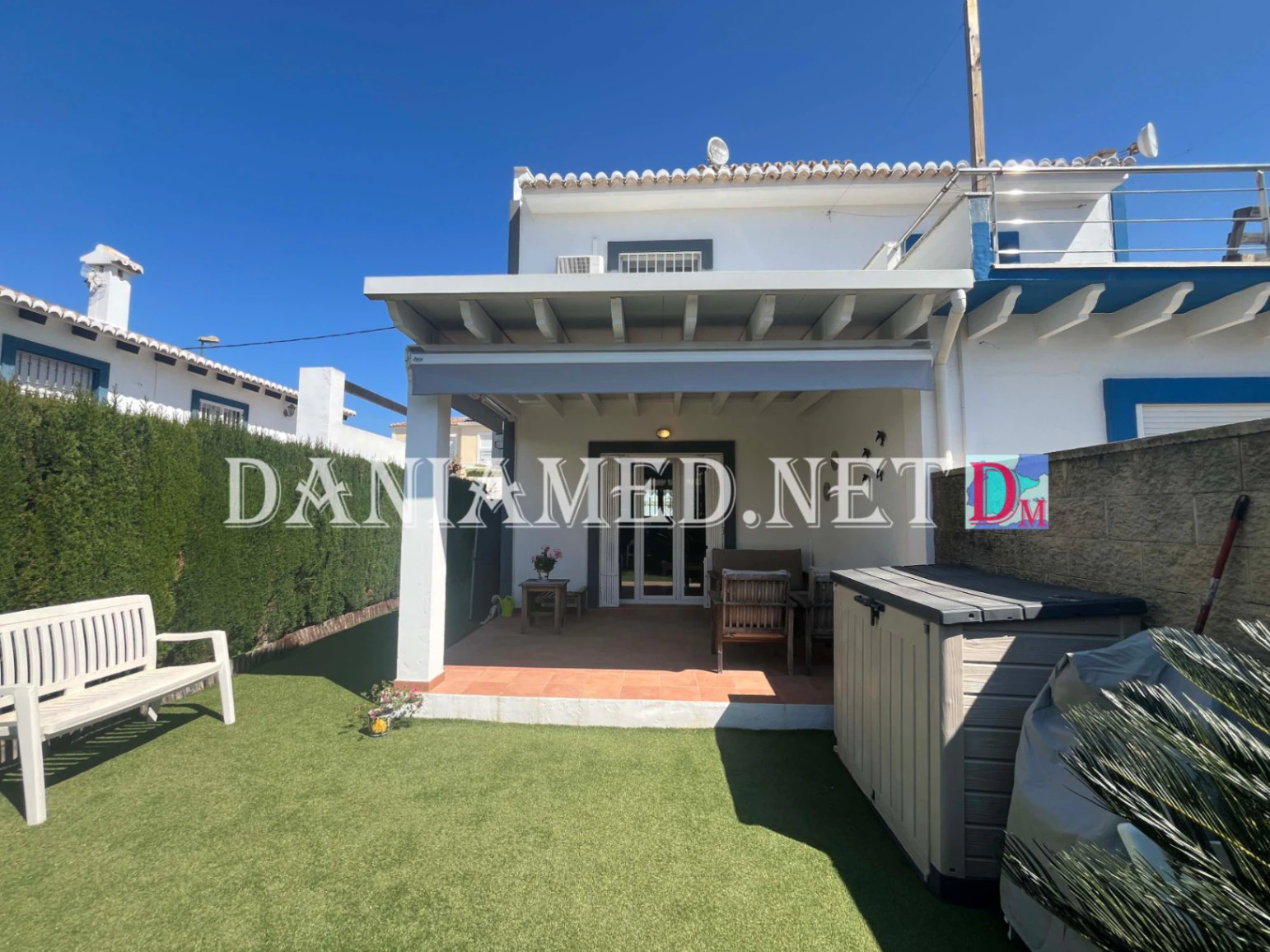 AdoBlue - Semi-Detached Chalet in Oliva, Deveses