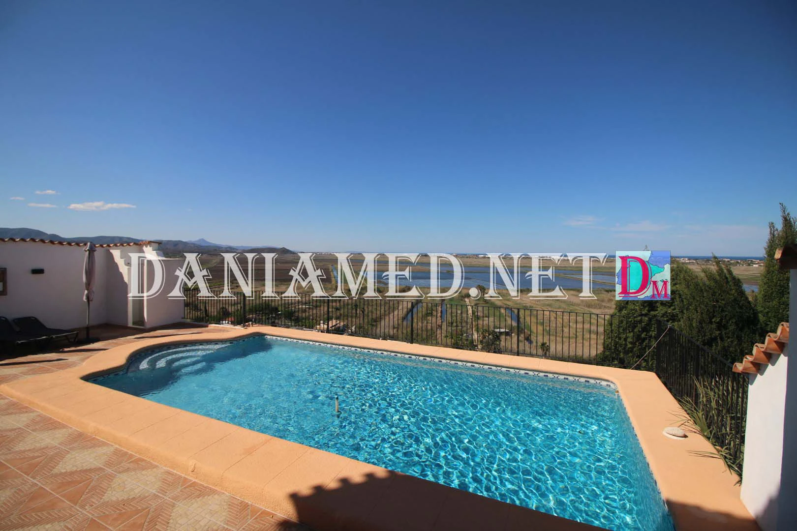 Montecarlos - Charming Villa with Panoramic Sea Views in Montepego