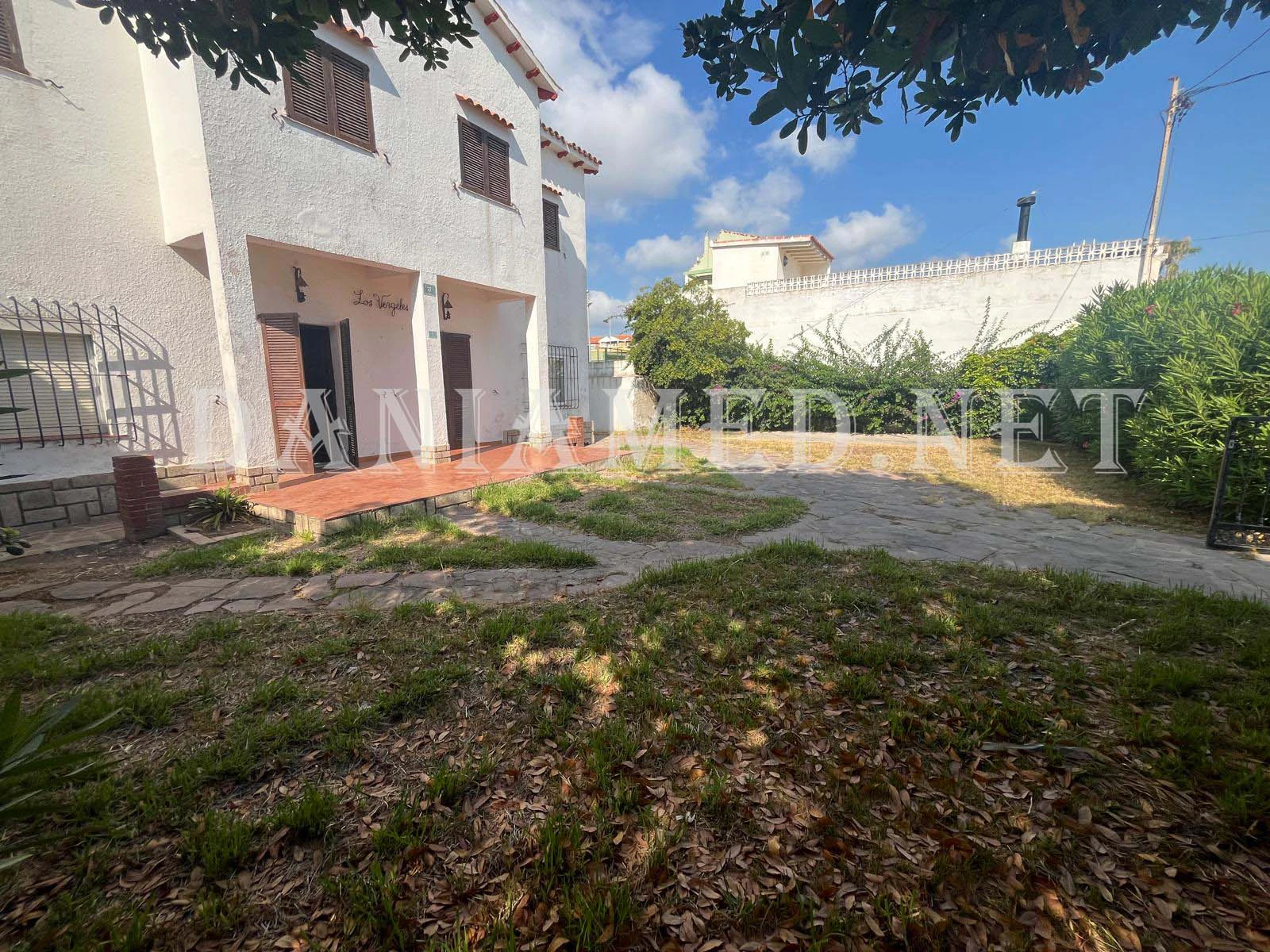 Adox2 - 2 x Semi-detached houses 250m from Deveses Beach!